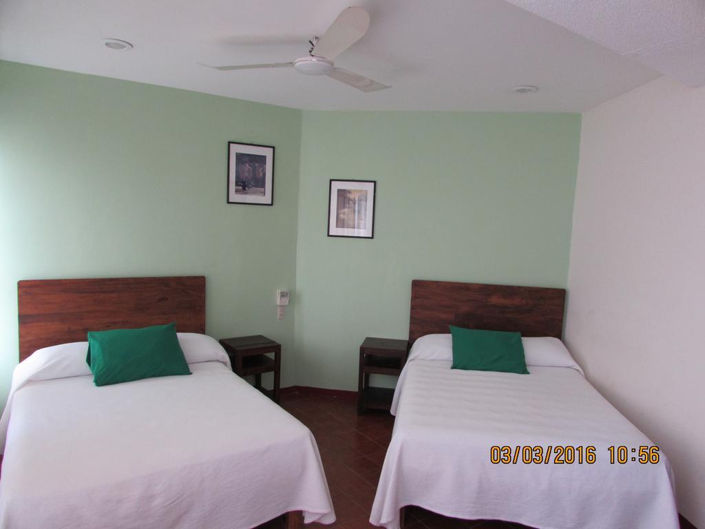 Hotel Puerto Piedra Пуэрто-Эскондидо Экстерьер фото