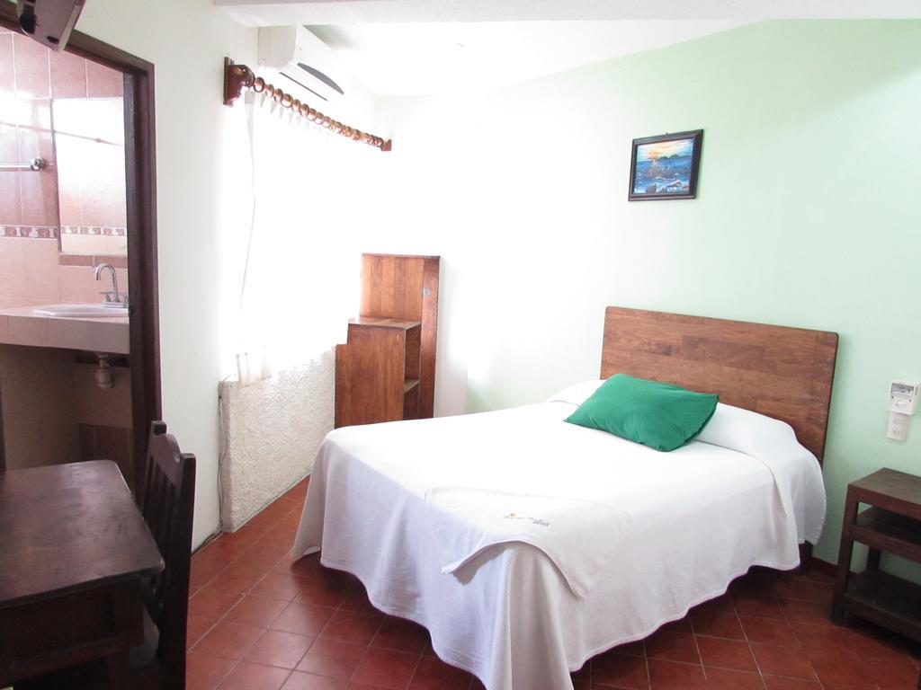 Hotel Puerto Piedra Пуэрто-Эскондидо Экстерьер фото